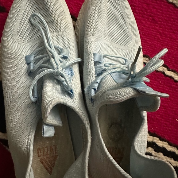 Mens runners in size 13 - Picture 7 of 13